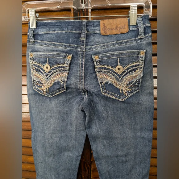 NEW! Soundgirl Women's Blue Jeans - Picture 6 of 10